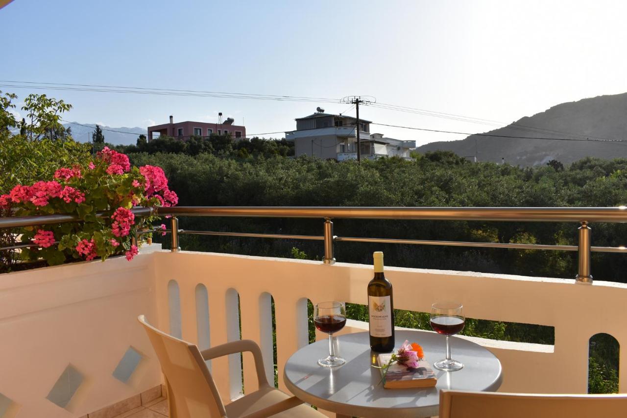 Aphrodite Apartments Καλύβες Εξωτερικό φωτογραφία