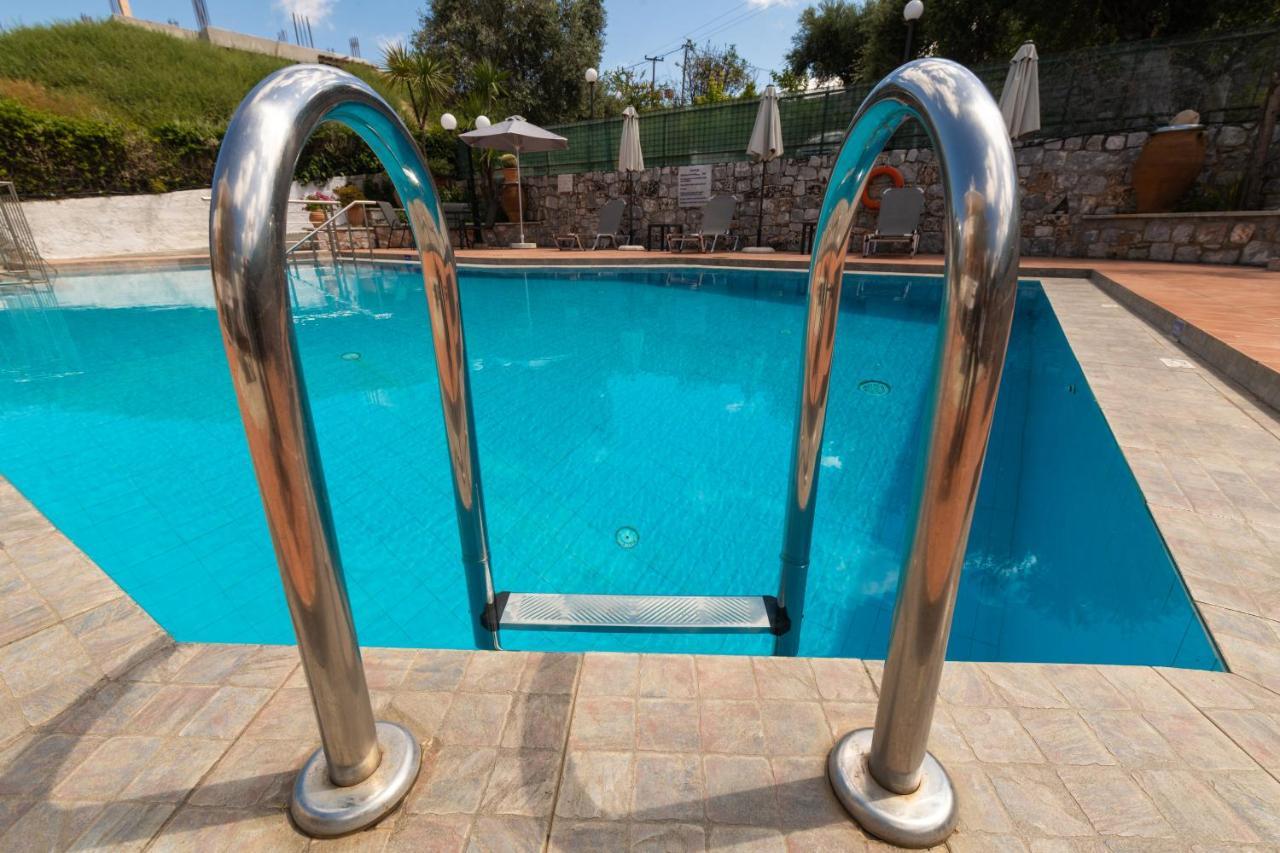Aphrodite Apartments Καλύβες Εξωτερικό φωτογραφία