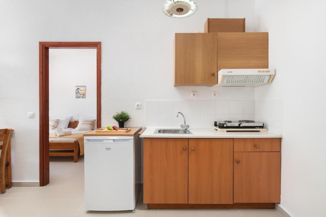 Aphrodite Apartments Καλύβες Εξωτερικό φωτογραφία
