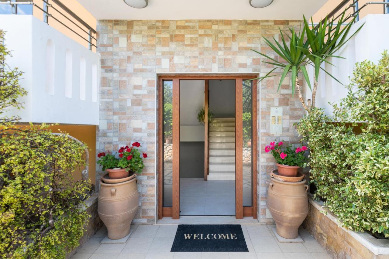 Aphrodite Apartments Καλύβες Εξωτερικό φωτογραφία